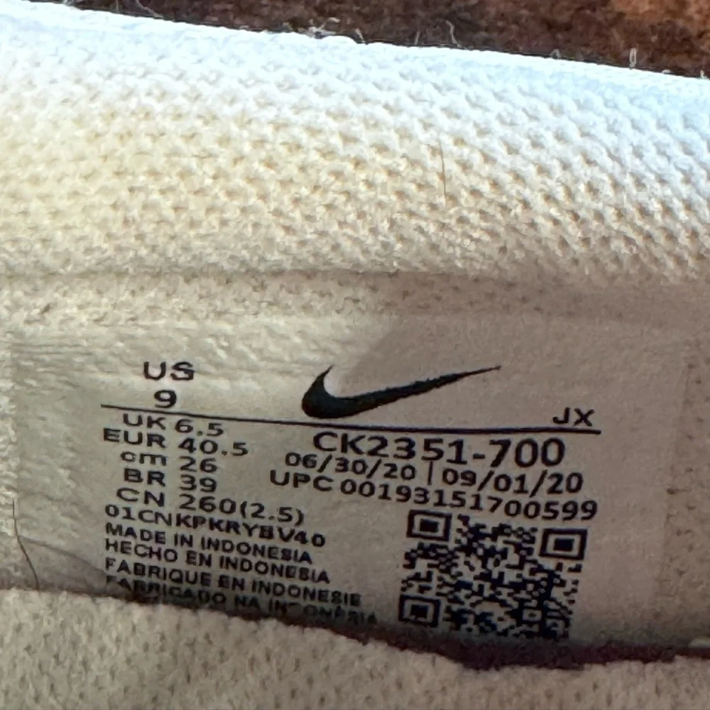 Nike Day Break Wheat Lime Black Sneakers Size 9 - Picture 2 of 14